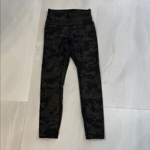 Lululemon Wunder Under Camouflage Leggings